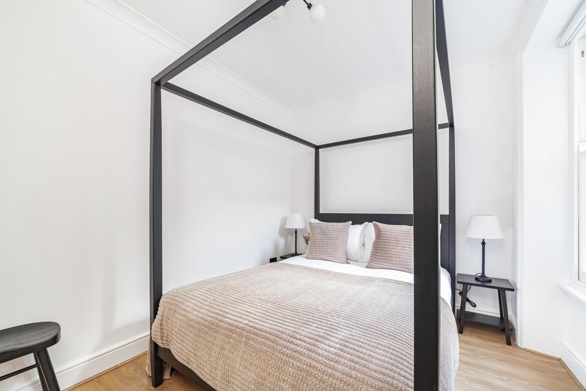 Chic Chelsea Retreat In A Victorian Building * Londra