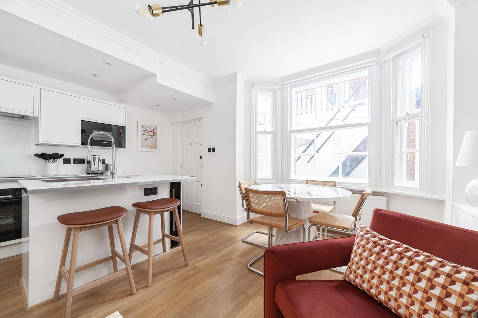 Chic Chelsea Retreat In A Victorian Building * Londra