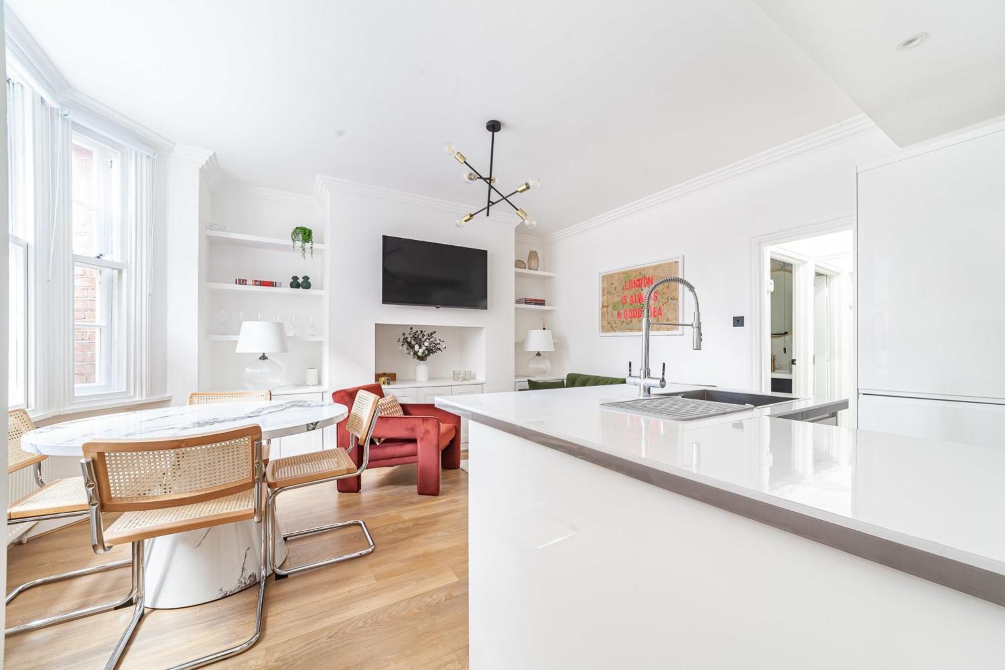 Chic Chelsea Retreat In A Victorian Building * London