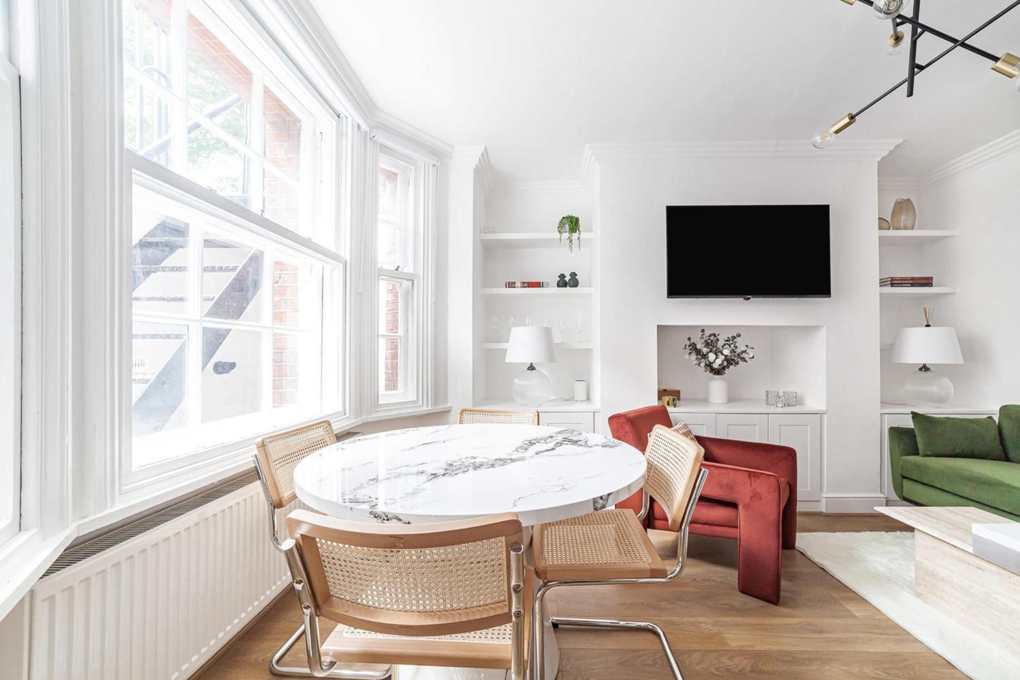 Chic Chelsea Retreat In A Victorian Building London