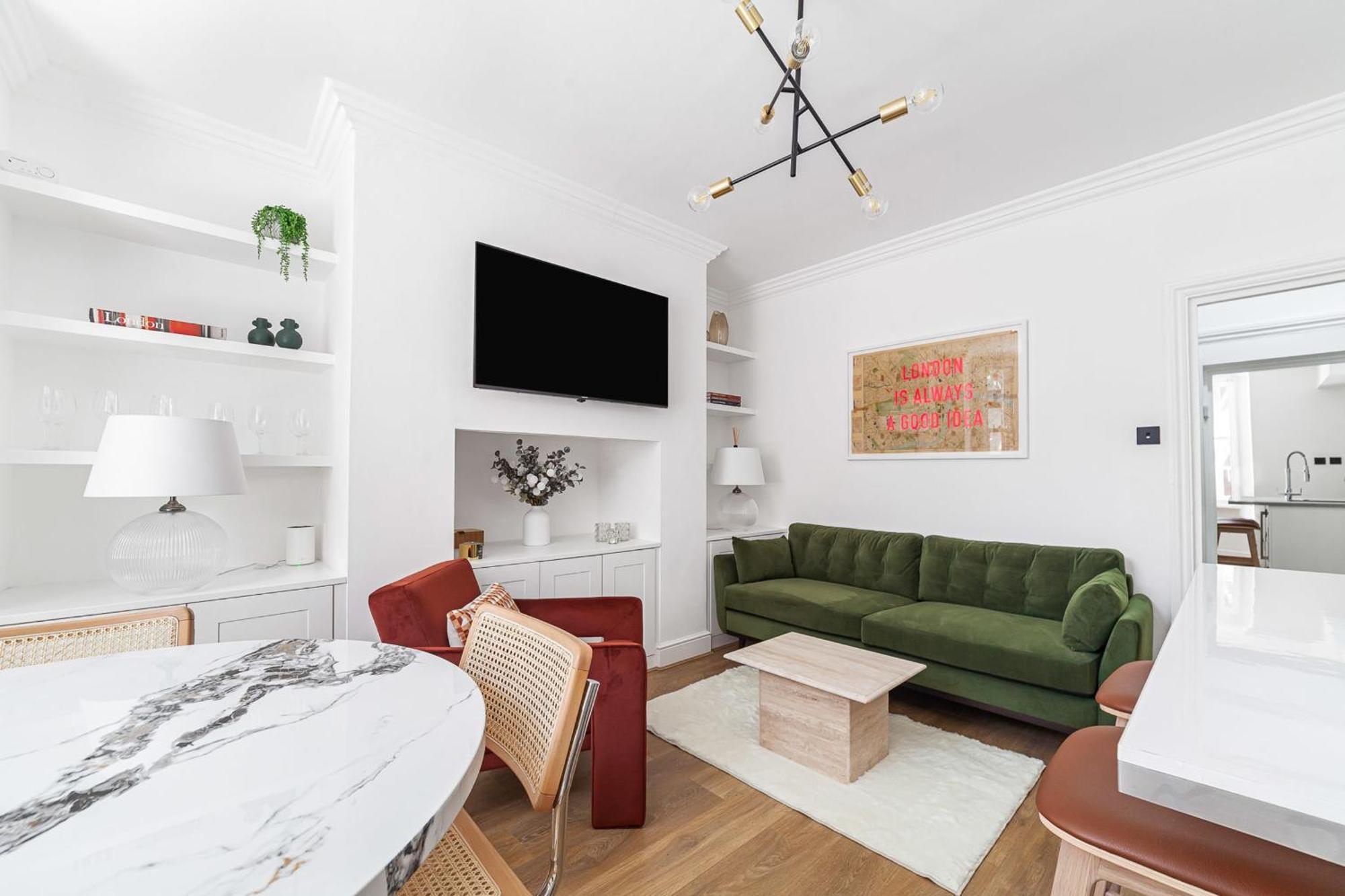 Apartment Chic Chelsea Retreat In A Victorian Building *